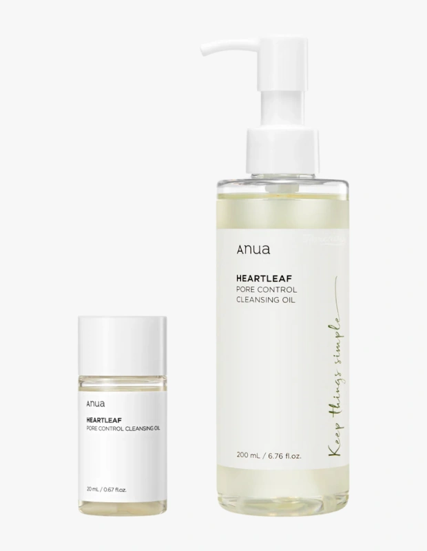 Ürün Cinsiyeti: Unisex
Ürün Tipi: Cilt Temizleme
Ürün Sezonsallığı: Dört Mevsim
Ürün Çeşidi: Yağ Bazlı Yüz Temizleyici
Ürün Özellikleri:
Anua Heartleaf Pore Control Cleansing Oil, kalp yaprak (heartleaf) özlü formülüyle gözenek temizliğine odaklanan nazik bir yağ temizleyicidir. Makyajı ve fazla sebumu cildi tahriş etmeden çözmeyi hedefler. Su ile temas ettiğinde süt formuna dönüşerek rahatça durulanır.
Öne Çıkan Detaylar:
Heartleaf içerikli yatıştırıcı yapı
Gözenek temizliğine destek
Kolay emülsifiye olan formül
Çift aşamalı temizlik için ideal
Kimler Kullanıyor?
Gözenek görünümüne önem veren, yağ bazlı temizleyicilerde yatıştırıcı içerikleri tercih eden kullanıcılar için uygundur.
Anua cleansing oil ile gözenekleri nazikçe arındırın, cildinizi yormadan temizleyin.