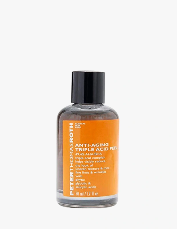 Ürün Cinsiyeti: Unisex
Ürün Tipi: Cilt Bakımı
Ürün Sezonsallığı: Dört Mevsim
Ürün Çeşidi: Kimyasal Peeling
Ürün Özellikleri:
Peter Thomas Roth Glikolik ve salisilik asit içeren bu peeling, cilt yüzeyini arındırmayı ve daha pürüzsüz bir görünüm elde etmeyi hedefler. Ölü deri birikimini azaltmaya yardımcı olurken, düzenli kullanımda cilt dokusunun daha eşit görünmesini destekler.
Öne Çıkan Detaylar:
Glikolik & salisilik asit içerik
Cilt dokusunu arındırmaya yardımcı
Pürüzsüzlük odaklı bakım
Haftalık bakım rutinine uygun
Kimler Kullanıyor?
Cilt bakımında aktif içeriklerle hedefli sonuçlar arayan, peeling adımını düzenli kullanan kullanıcılar için idealdir.
Peter Thomas Roth peeling ile cildinizi arındırın, daha pürüzsüz ve dengeli bir görünüm elde edin.