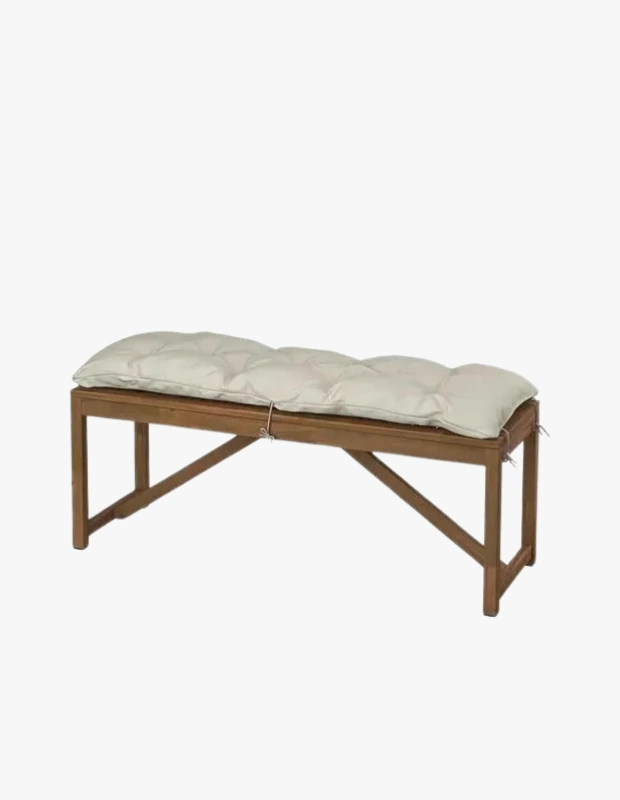 Ürün Cinsiyeti: Unisex
Ürün Tipi: Bahçe & Dış Mekân Mobilyası
Ürün Sezonsallığı: İlkbahar / Yaz
Ürün Çeşidi: Bahçe Bankı
Ürün Özellikleri:
IKEA NÄMMARÖ bahçe bankı, açık kahverengi ahşap tonu ve sade çizgileriyle dış mekânlara doğal bir şıklık kazandırır. 120 cm uzunluğu sayesinde balkon, teras ve bahçelerde rahat bir oturma alanı sunar. Zamansız tasarımı, farklı masa ve sandalyelerle kolayca kombinlenebilir.
Öne Çıkan Detaylar:
120 cm ideal oturma uzunluğu
Doğal ahşap görünüm
Bahçe, teras ve balkon uyumu
Minimal ve zamansız tasarım
Kimler Kullanıyor?
Açık alanlarında sade, doğal ve uzun ömürlü mobilyaları tercih eden; bankı hem oturma hem dekoratif bir parça olarak değerlendiren kullanıcılar için idealdir.
IKEA NÄMMARÖ bahçe bankı ile açık alanlarınıza doğal, sade ve zamansız bir dış mekân şıklığı kazandırın.