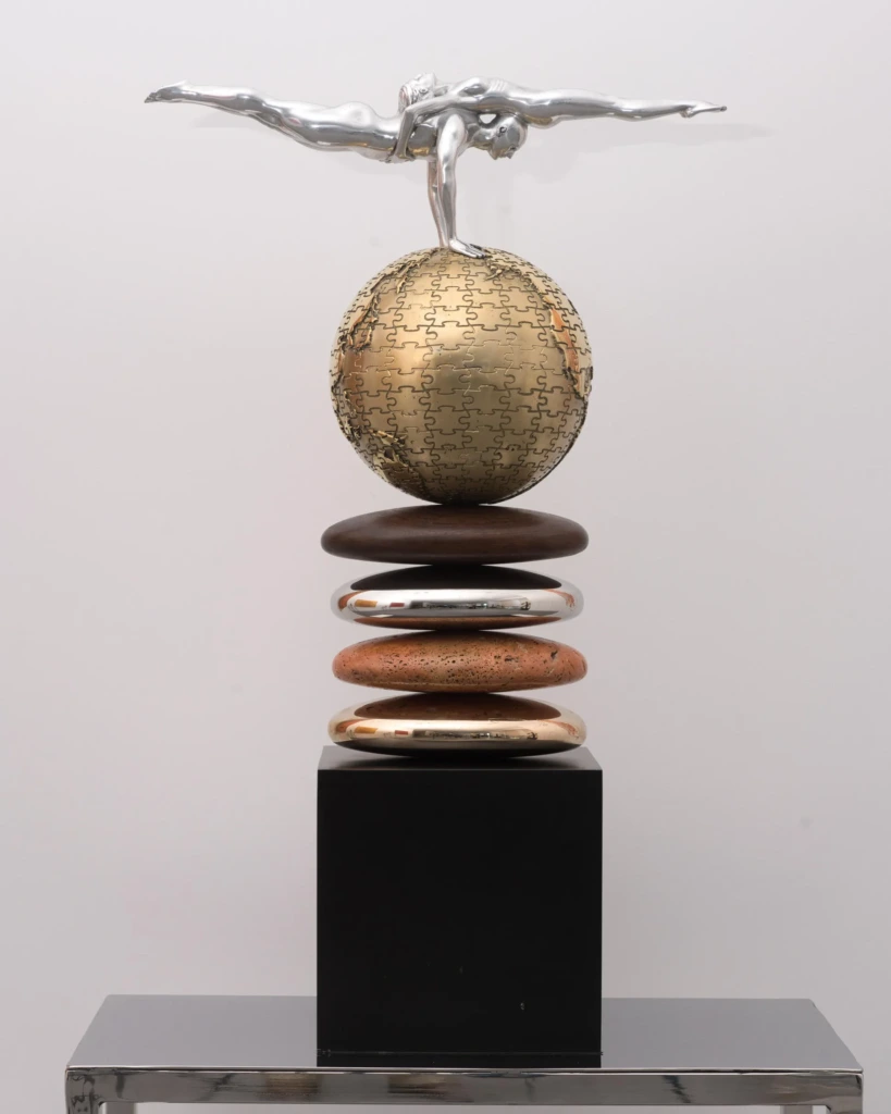 Lorenzo Quinn ve İrem Deniz ile Bronzun Ötesinde Bir Sanat Yolculuğu