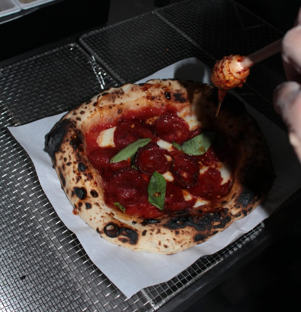 Odun Fırınından Sofraya: İstanbul'un En İyi Pizzacıları ve İmza Lezzetleri