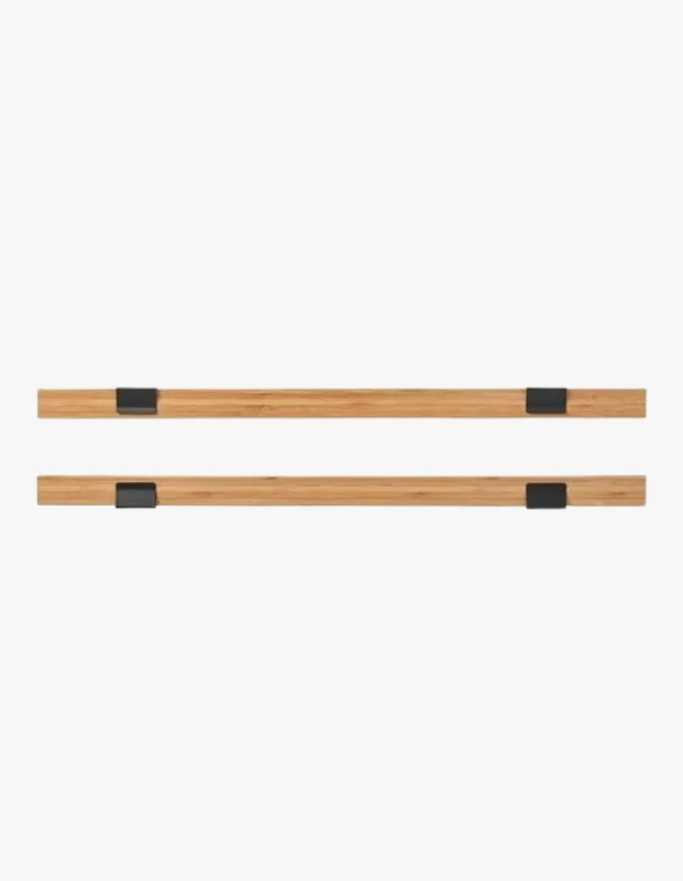 Ürün Cinsiyeti: Unisex
Ürün Tipi: Duvar Dekoru & Aksesuar
Ürün Sezonsallığı: Dört Mevsim
Ürün Çeşidi: Poster Askısı
Ürün Özellikleri:
IKEA VISBÄCK bambu poster askısı, doğal bambu dokusuyla poster ve sanat baskılarını sade bir şekilde sergileme imkânı sunar. 61 cm genişliği sayesinde farklı boyutlardaki baskılarla uyum sağlar; duvara hafif ve doğal bir görünüm kazandırır.
Öne Çıkan Detaylar:
Doğal bambu malzeme
61 cm genişlik
Minimal ve doğal sergileme
Poster ve baskılar için ideal
Kimler Kullanıyor?
Poster ve sanat baskılarını çerçevesiz, doğal ve hafif bir estetikle sergilemeyi seven kullanıcılar için idealdir.
IKEA VISBÄCK bambu poster askısı ile duvarlarınıza doğal, sade ve modern bir sergileme stili kazandırın.