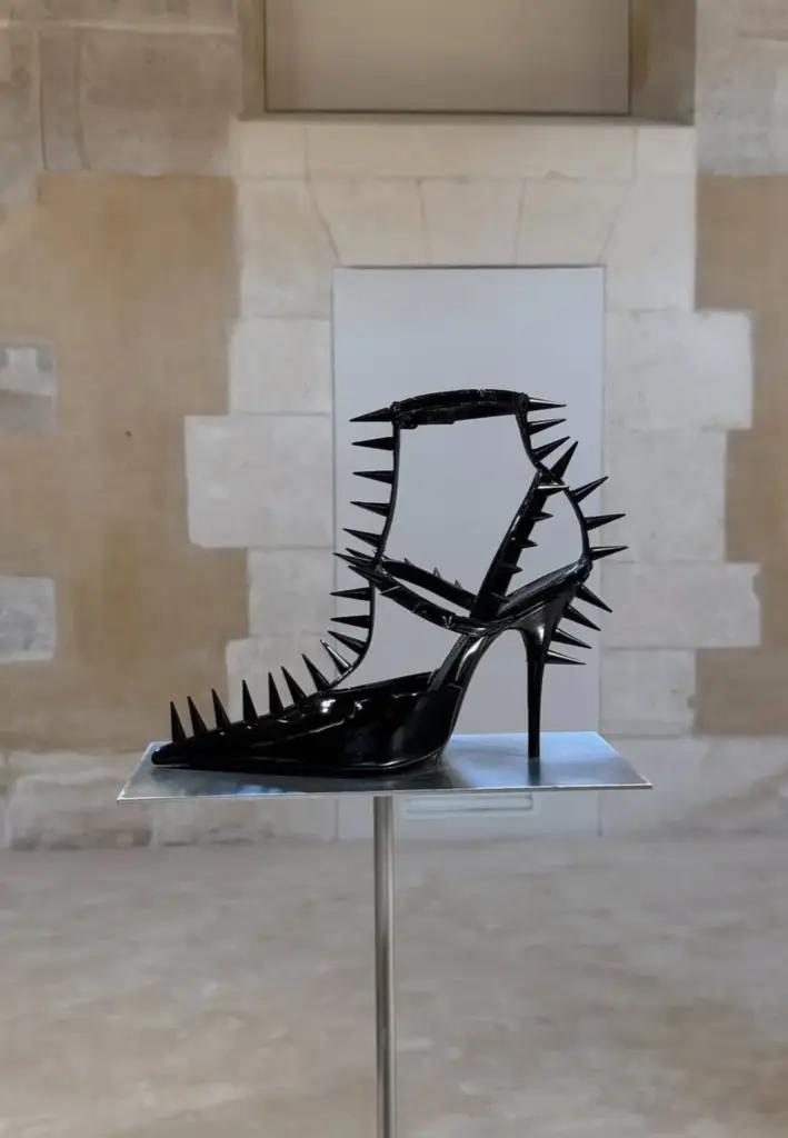 Balenciaga’dan Demna’ya Veda Niteliğinde Bir Retrospektif: “Balenciaga by Demna” Sergisi