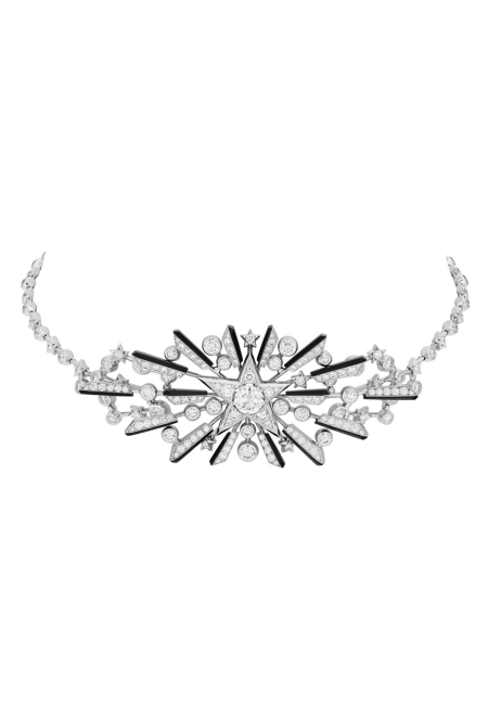 Chanel'in Gökyüzündeki Büyülü Dansı: Reach for the Stars