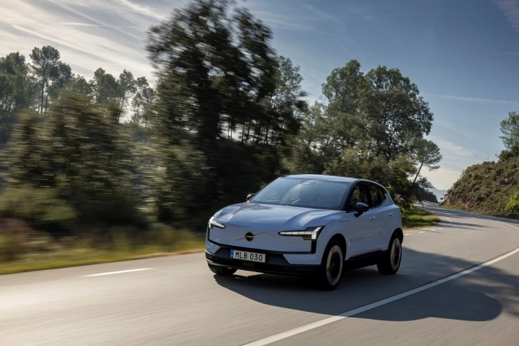 Kompakt Bir Devrim: Volvo EX30 ile Tanışın