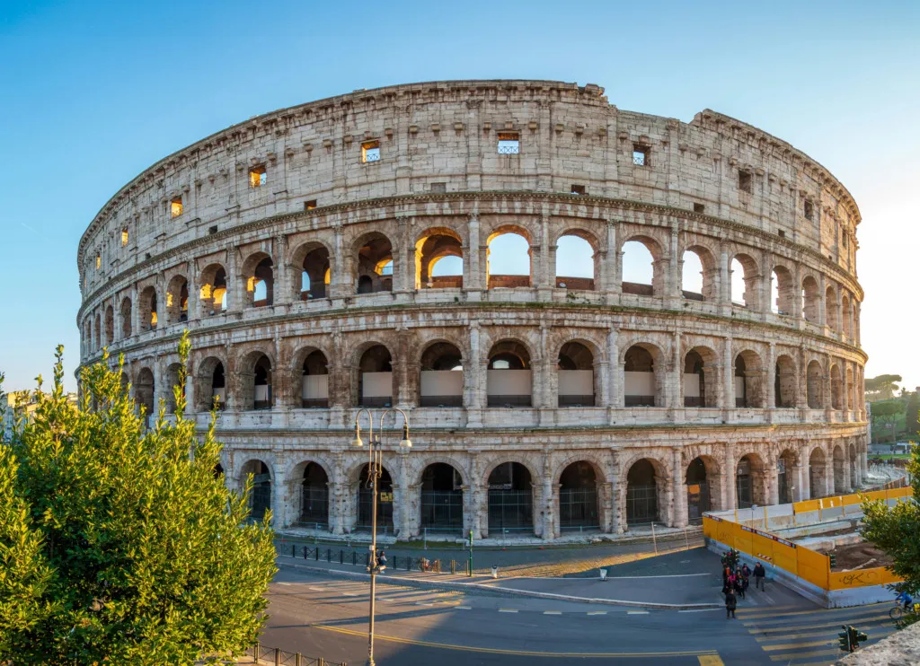 Roma Colosseum – İtalya’nın UNESCO Dünya Mirası listesindeki antik amfitiyatrosu