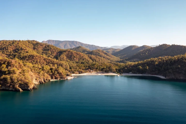 Sıradan Bir Tatilden Fazlası: Göcek’te Ruhunuzu Yenileyecek Gastronomi ve Wellness Rotaları