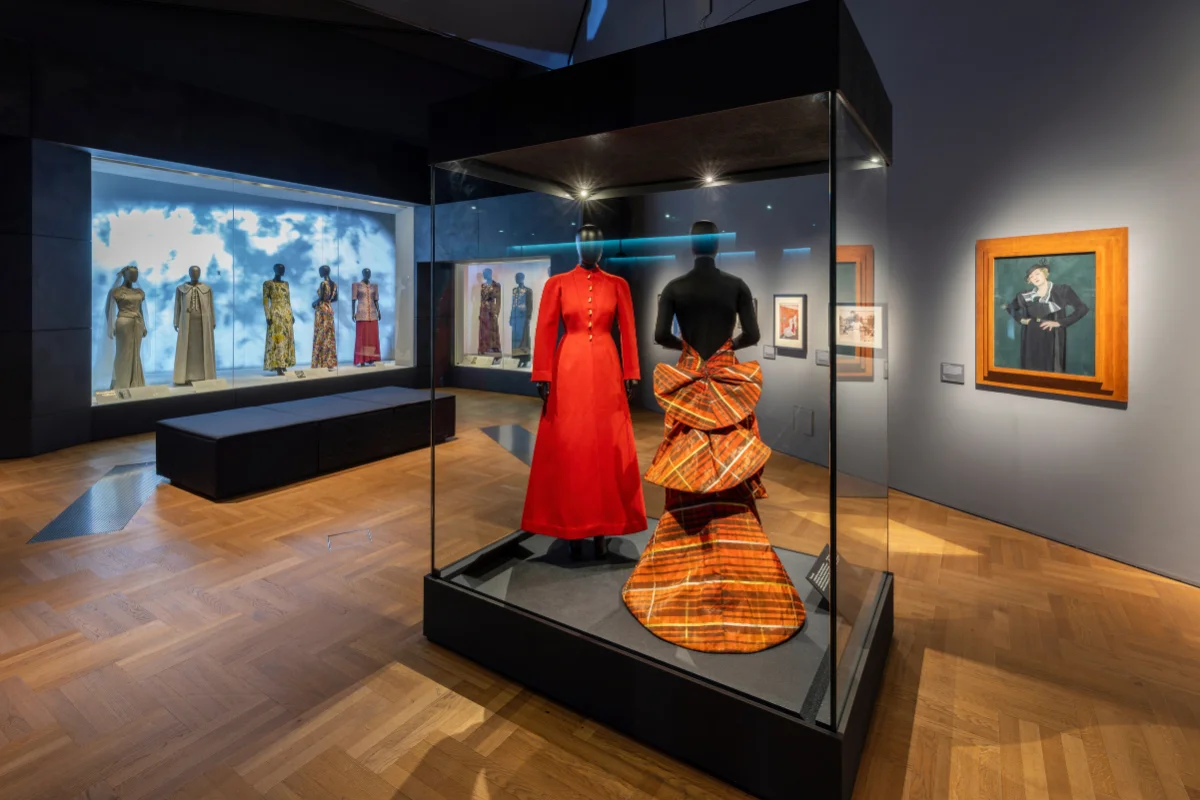 schiaparelli-sergisi-kapak