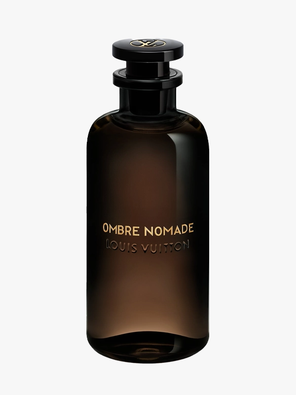 Ürün Cinsiyeti: Erkek Ürün Tipi: Niş Parfüm Ürün Sezonsallığı: Dört Mevsim Ürün Çeşidi: Eau de Parfum Ürün Özellikleri: Louis Vuitton Ombre Nomade, güçlü ve karizmatik bir oud yorumudur. Doğu esintili reçineler, baharatlar ve odunsu notalarla derinleşen kompozisyonu, yoğun ve etkileyici bir iz bırakır. Lüks, cesur ve sofistike bir parfüm deneyimi sunar. Öne Çıkan Detaylar: Oud merkezli zengin kompozisyon Doğulu ve odunsu karakter Yüksek kalıcılık ve yayılım Niş parfüm kimliği Kimler Kullanıyor? Kokuda güç, derinlik ve fark yaratmayı seven; iddialı ve karakterli parfümleri tercih edenler için idealdir. Louis Vuitton Ombre Nomade ile yoğun, odunsu ve lüks bir niş parfüm deneyimi yaşayın.