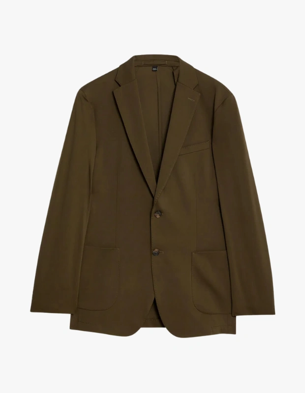 Ürün Cinsiyeti
Erkek

Ürün Tipi
Üst Giyim

Ürün Sezonsallığı
Dört Mevsim

Ürün Çeşidi
Blazer Ceket

Ürün Özellikleri
Marks & Spencer Autograph koleksiyonuna ait bu tailored fit blazer ceket, hareket halindeki şehir yaşamı ve seyahat temposu için tasarlanmış modern bir parçadır. Hafif ve esnek kumaşı, gün boyu konfor sağlarken vücuda oturan kesimiyle temiz ve şık bir siluet sunar. Stretch yapısı hareket özgürlüğünü desteklerken, nem emici özellikleri cildin kuru ve ferah kalmasına yardımcı olur. Katlanabilir formu sayesinde çantada kolayca taşınabilir ve açıldığında formunu hızla geri kazanır. Tek düğmeli kapanışı ve klasik notç yaka detayı, cekete zamansız ama çağdaş bir karakter kazandırır. Yeşil tonu, klasik blazer stiline modern ve sofistike bir dokunuş ekler.

Öne Çıkan Detaylar
• Tailored fit kalıp ile net ve modern duruş
• Hafif, esnek ve katlanabilir kumaş yapısı
• Nem emici özelliklerle gün boyu ferahlık
• Seyahat dostu, formunu koruyan tasarım
• Tek düğmeli kapanış ve notç yaka
• Autograph koleksiyonuna özgü rafine stil

Kimler Kullanıyor?
Yoğun iş temposu, seyahatler ve şehir hayatı arasında şıklığından ödün vermek istemeyenler tarafından tercih edilir. Valizde kolay taşınabilen, toplantıdan günlük kullanıma hızla uyum sağlayan parçaları sevenler için ideal bir blazer ceket seçeneğidir. Klasik pantolonlarla olduğu kadar chino veya jean kombinlerinde de dengeli bir görünüm sunar.

Katlanabilir ve hafif yapısıyla Autograph tailored fit blazer ceket, seyahat dostu tasarımı ve modern kesimiyle gün boyu konfor ve şıklığı bir arada sunar.