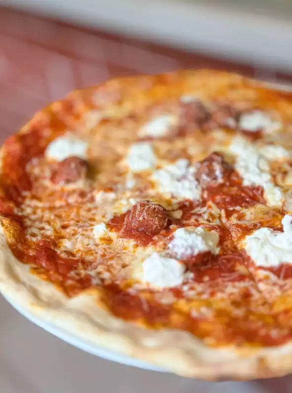 Pizzeria Il Pellicano’da Napoli usulü pizza - Moda mekanları rehberi.