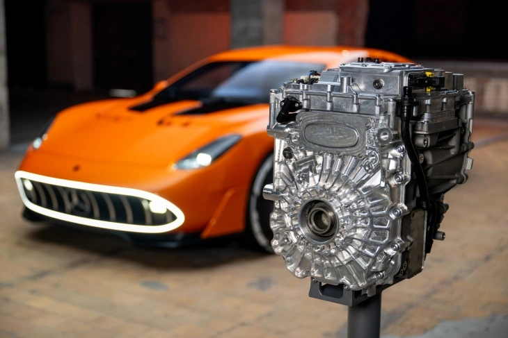 Mercedes-AMG CONCEPT GT XX: Performansın Yeni Boyutu