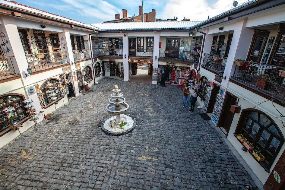 Odun Pazarı Haniçi.