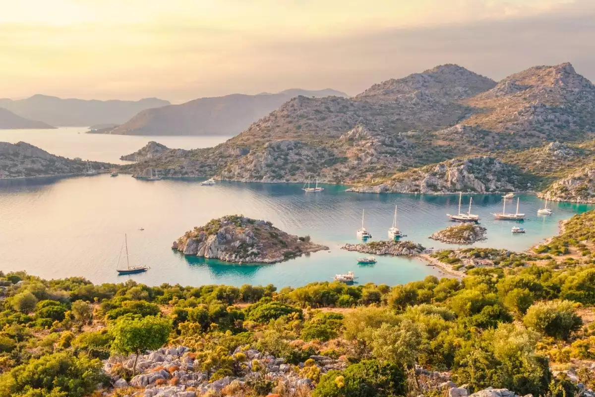 2026 Yazının Favori Rotaları: Ege ve Akdeniz’de Keşfedilecek 5 Özel Durak