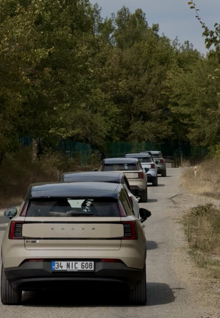 The EX30scape by OGGUSTO: Volvo ile Doğanın Kalbinde Özel Bir Kaçamak