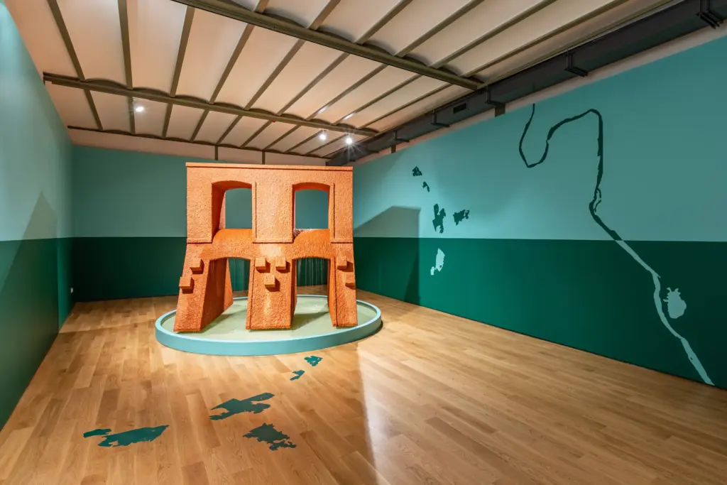 OGGUSTO Sanat Editörü Seçti: Bienal İzlenimleri ve Dikkat Çekenler