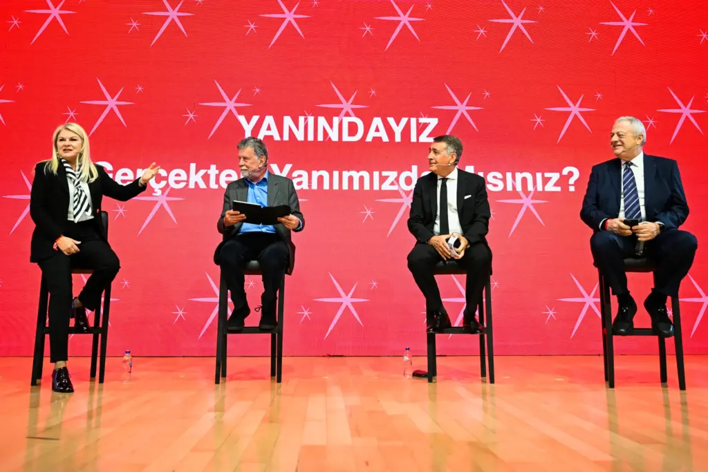 Işıldayanlar 2025 Eşitlik, Dayanışma ve Dönüşüm Işığında Gerçekleşti