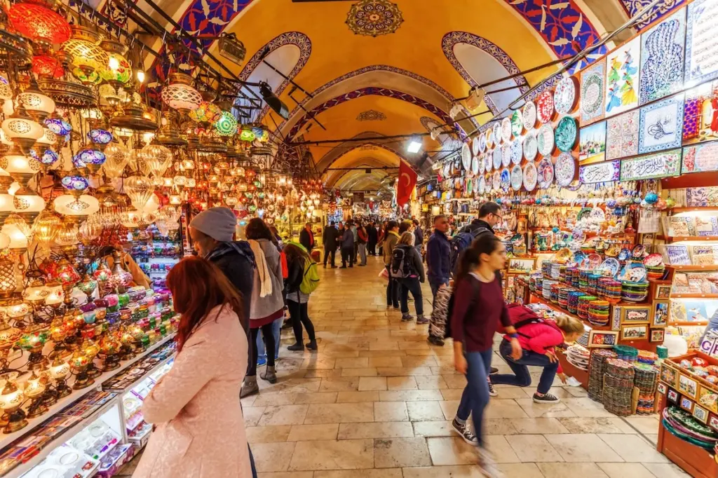 İki Kıta, Bin Hikâye: İstanbul’da Gezilecek Yerler Rehberi