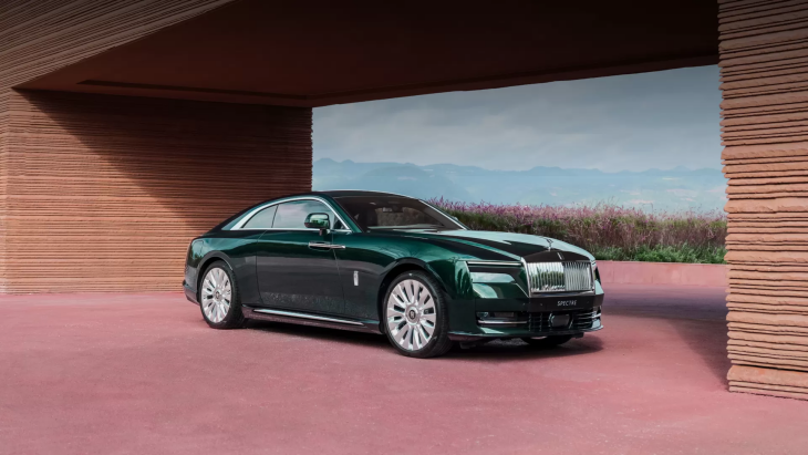 elektrikli Rolls Royce Spectre
