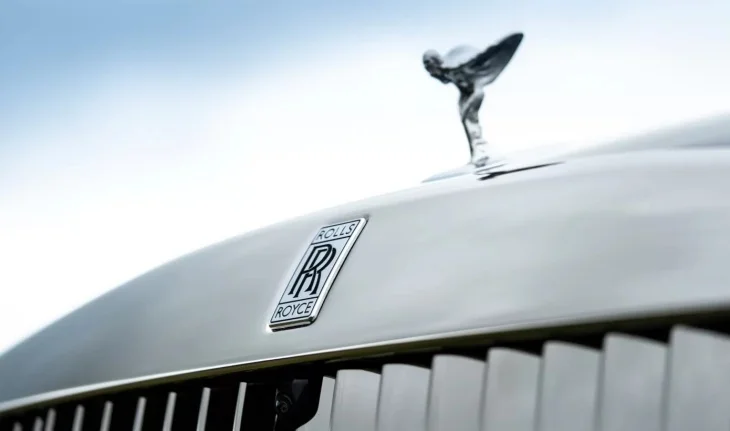 Rolls-Royce heykeli Spirit of Ecstasy