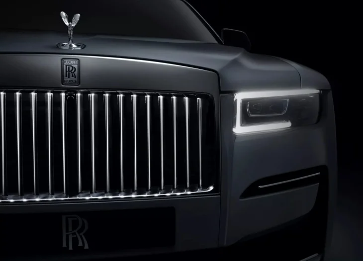 Rolls Royce Pantheon ışıklı panjur