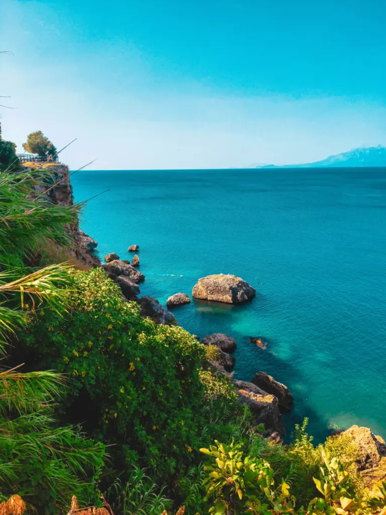 Antalya'da çekilmiş bir deniz manzarası