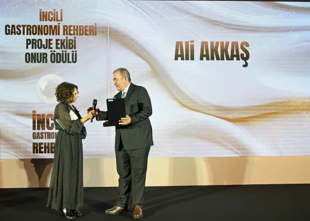 İncili Gastronomi Rehberi 2025-2026 Ödül Töreni: Lezzet Dünyasının Yeni İnci Sahipleri Açıklandı