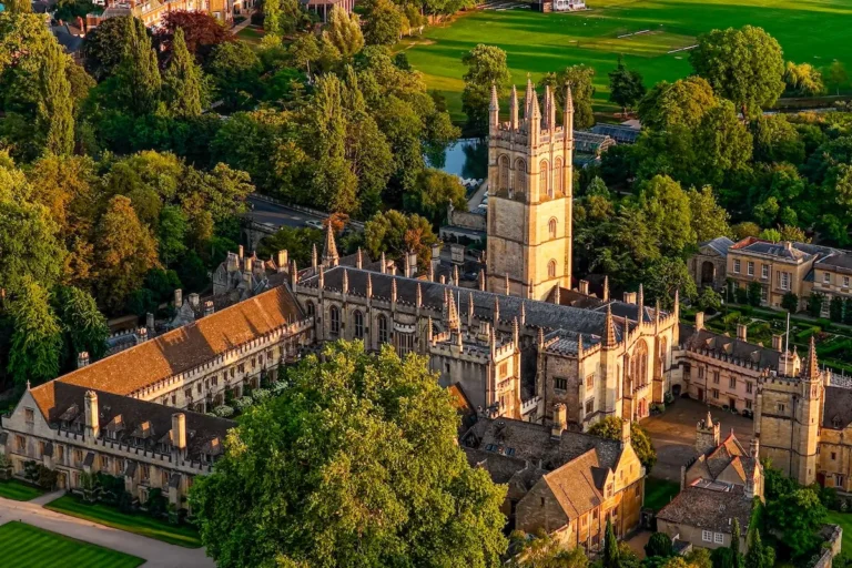 Dünyanın En İyi 10 Üniversitesi: Oxford Zirvede, MIT İkinci