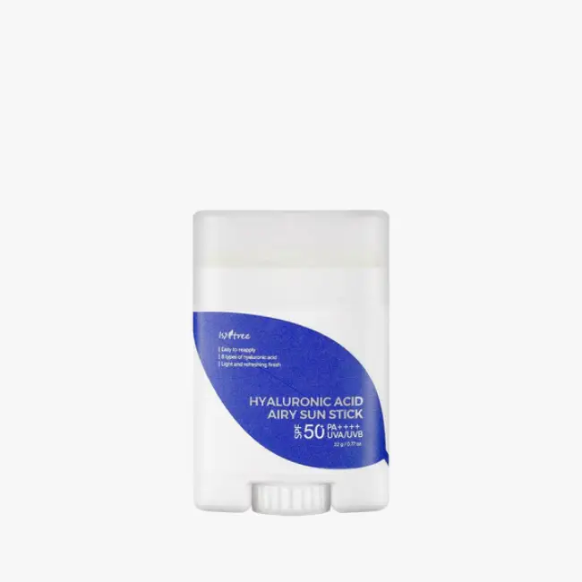 Ürün Cinsiyeti: Unisex
Ürün Tipi: Güneş Bakımı
Ürün Sezonsallığı: Dört Mevsim
Ürün Çeşidi: Güneş Koruyucu Stick
Ürün Özellikleri:
Isntree Airy Sun Stick, hyaluronik asit içeren hafif formülüyle cildi güneşten korurken ferah bir his sunar. İnce stick yapısı sayesinde makyaj üzerine bile kolayca uygulanabilir. Ciltte yapışkanlık hissi bırakmadan gün içinde rahat bir kullanım sağlar.
Öne Çıkan Detaylar:
SPF50+ yüksek koruma
Hafif ve ferah stick form
Hyaluronik asit içerik
Makyaj üstüne uygulanabilir
Kimler Kullanıyor?
Hareket halindeyken güneş korumasını tazelemek isteyen, hafif ve pratik ürünleri tercih eden kullanıcılar için idealdir.
Isntree Airy Sun Stick ile güneş korumasını hafif, pratik ve ferah bir şekilde yenileyin.