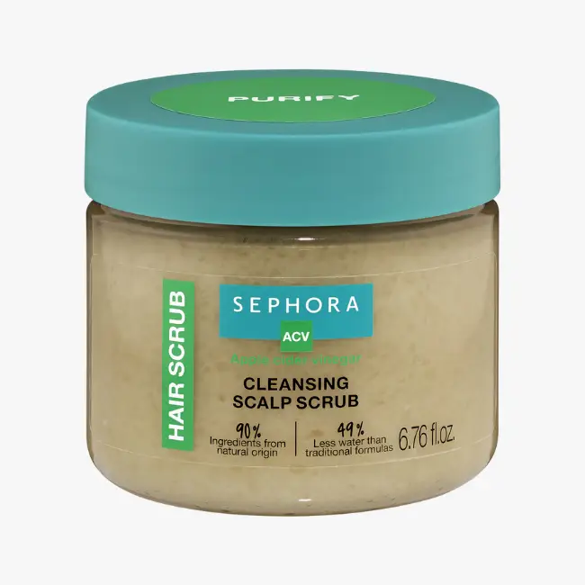 Ürün Cinsiyeti: Unisex

Ürün Tipi: Saç Temizleme Ürünü

Ürün Sezonsallığı: Dört Mevsim

Ürün Çeşidi: Peeling Etkili Şampuan

Ürün Özellikleri:
Sephora Collection Exfoliant Scrub Şampuan, peeling etkili yapısıyla saç derisinde biriken ölü deri ve kalıntıları nazikçe temizlemeyi hedefler. Granüllü dokusu sayesinde derinlemesine arındırma sunarken, saç köklerini ferahlatır ve bakım adımlarına daha hazır bir zemin oluşturur.

Öne Çıkan Detaylar:

Peeling etkili formül

Saç derisini arındırmaya yardımcı yapı

Ferahlatıcı temizlik hissi

Haftalık bakım için ideal

Kimler Kullanıyor?
Saç derisinde birikim hissi yaşayan, bakım rutinine arındırıcı ve canlandırıcı bir adım eklemek isteyen kullanıcılar için uygundur.

Sephora Collection exfoliant scrub şampuan ile saç derinizi arındırın ve ferahlatıcı bir temizlik deneyimi yaşayın.