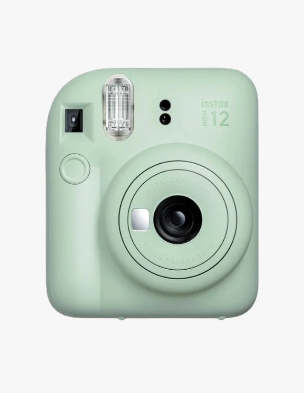 Ürün Cinsiyeti: Unisex
Ürün Tipi: Elektronik
Ürün Sezonsallığı: Dört Mevsim
Ürün Çeşidi: Anlık Fotoğraf Makinesi
Ürün Özellikleri:
Fujifilm Instax Mini 12, tek tuşla kolay kullanım sunan yapısıyla anıları anında fotoğrafa dönüştürür. Kompakt formu ve canlı yeşil rengiyle eğlenceli bir tasarım sunarken, sosyal anları fiziksel hatıralara dönüştürmeyi keyifli hale getirir.
Öne Çıkan Detaylar:
Anında fotoğraf baskısı
Kolay ve sezgisel kullanım
Kompakt ve taşınabilir tasarım
Eğlenceli renk seçeneği
Kimler Kullanıyor?
Anı biriktirmeyi seven, fotoğrafı dijitalden fiziksele taşımak isteyen ve eğlenceli ürünleri tercih eden kullanıcılar için idealdir.
Instax Mini 12 ile anılarınızı anında fotoğrafa dönüştürün, eğlenceli ve kalıcı hatıralar yaratın.