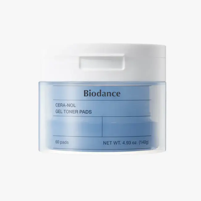 Ürün Cinsiyeti: Unisex
Ürün Tipi: Cilt Bakımı
Ürün Sezonsallığı: Dört Mevsim
Ürün Çeşidi: Tonik Ped
Ürün Özellikleri:
Biodance Cera-Nol Gel Toner Pads, seramid ve nem odaklı içeriğiyle cildi yatıştırmaya ve nemlendirmeye yardımcı olur. Jel dokulu pedler, cilt üzerinde nazikçe kayarak ferah bir tonik deneyimi sunar. Günlük temizlik sonrası veya hızlı bakım anlarında pratik bir kullanım sağlar.
Öne Çıkan Detaylar:
Seramid destekli bakım
Jel dokulu, nazik pedler
Nem ve yatıştırma odaklı
Pratik ve hızlı kullanım
Kimler Kullanıyor?
Cilt bakımında konfor ve pratikliği bir arada arayan, tonik adımını ped formunda kullanmayı seven kullanıcılar için uygundur.
Biodance Cera-Nol toner pedler ile cildinizi nazikçe yatıştırın ve nemlendirin.