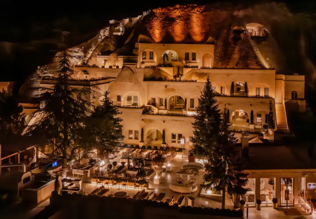 Lüks Gala’dan Sıcak Konserlere: 2026 Yılbaşı Program Rehberi