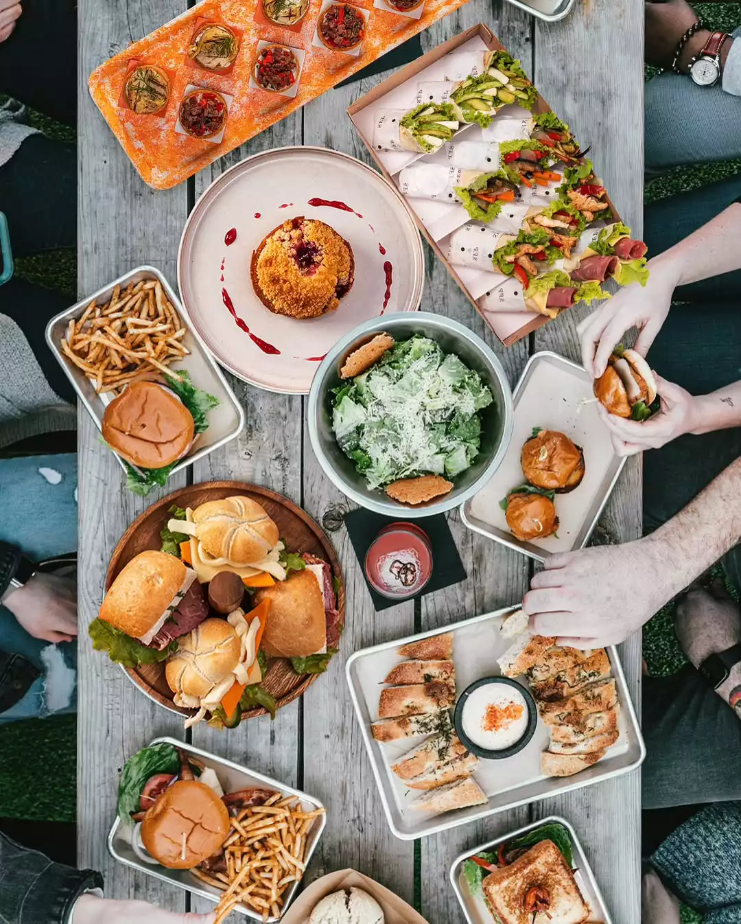 Şık Davetler ve Kusursuz Organizasyonlar İçin Öne Çıkan Catering Firmaları