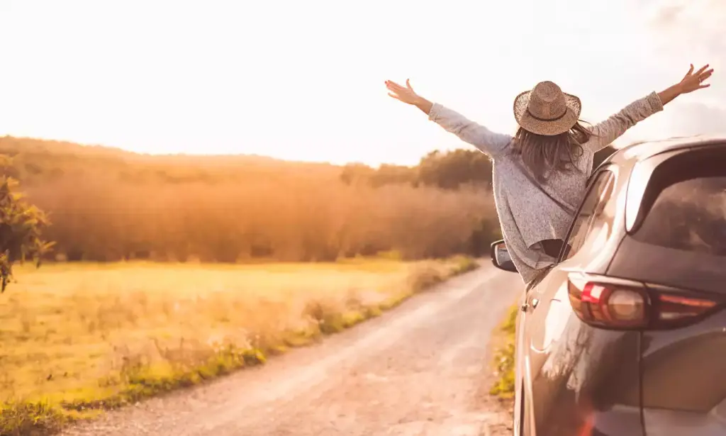 Solo Travel’ın Avantajları