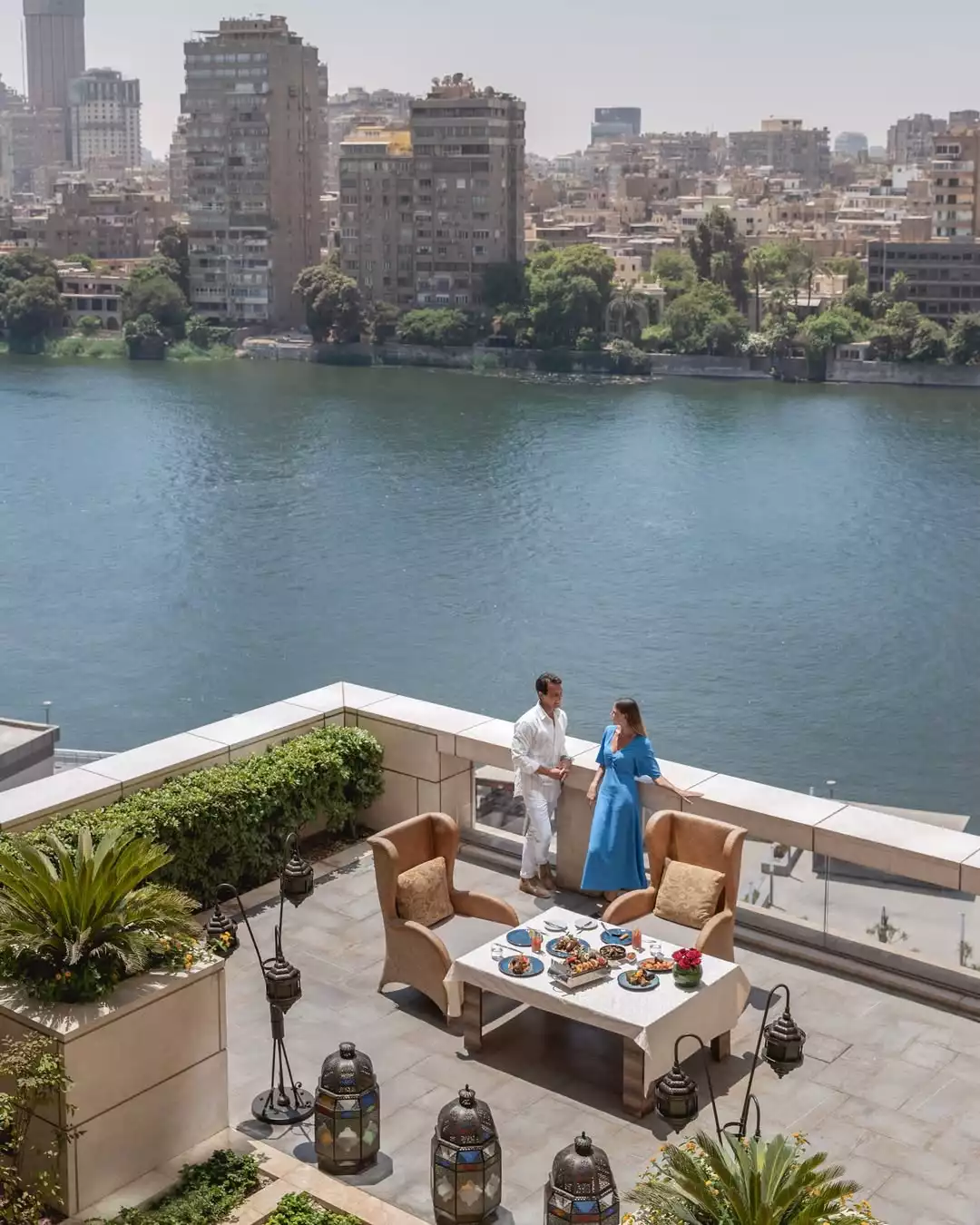 The St. Regis Cairo otelinden şehir manzaralı bir görüntü