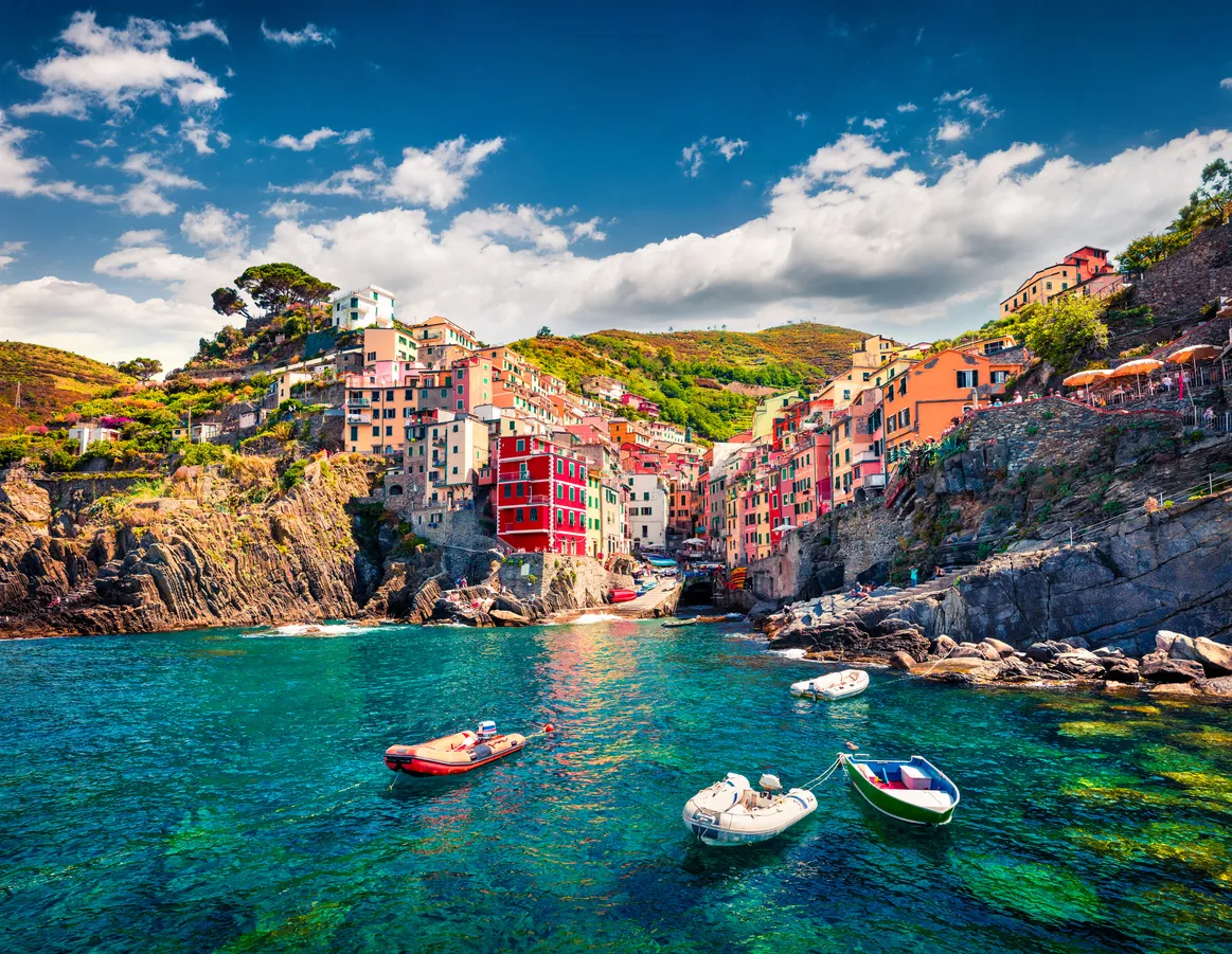 Cinque Terre treni deniz manzaralı Avrupa tren rotası