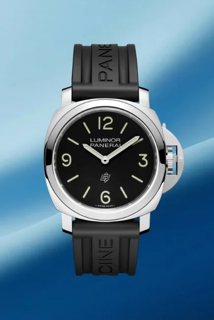 Panerai Luminor siyah, silikon kayışlı erkek kol saati
