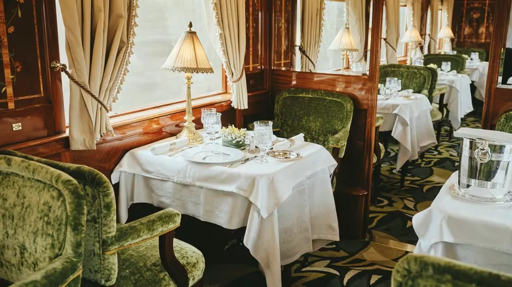 Venice Simplon-Orient-Express Avrupa’nın en iyi lüks tren yolculuklarından biri