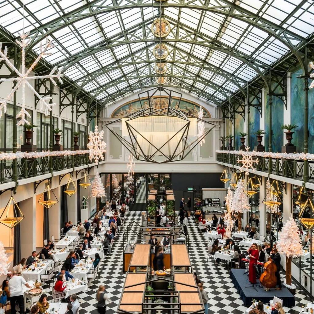 Anantara Grand Hotel Krasnapolsky, iç salon
