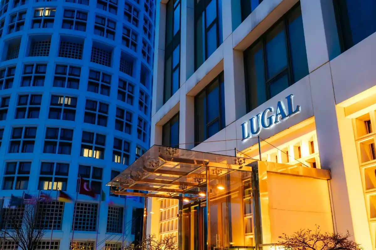 Lugal Ankara Rehberi: Aruni Restaurant, Health Club ve Konaklama Detayları
