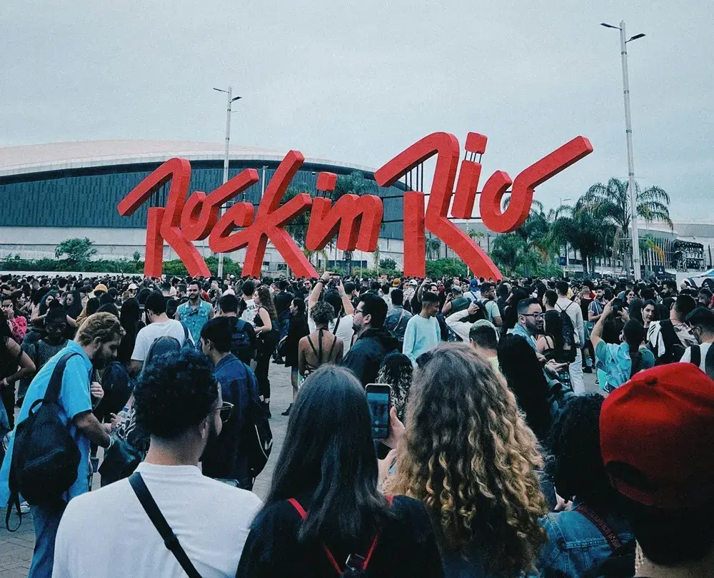 Brezilya Rio de Janeiro’da düzenlenen Rock in Rio festivalinde toplanan kalabalık