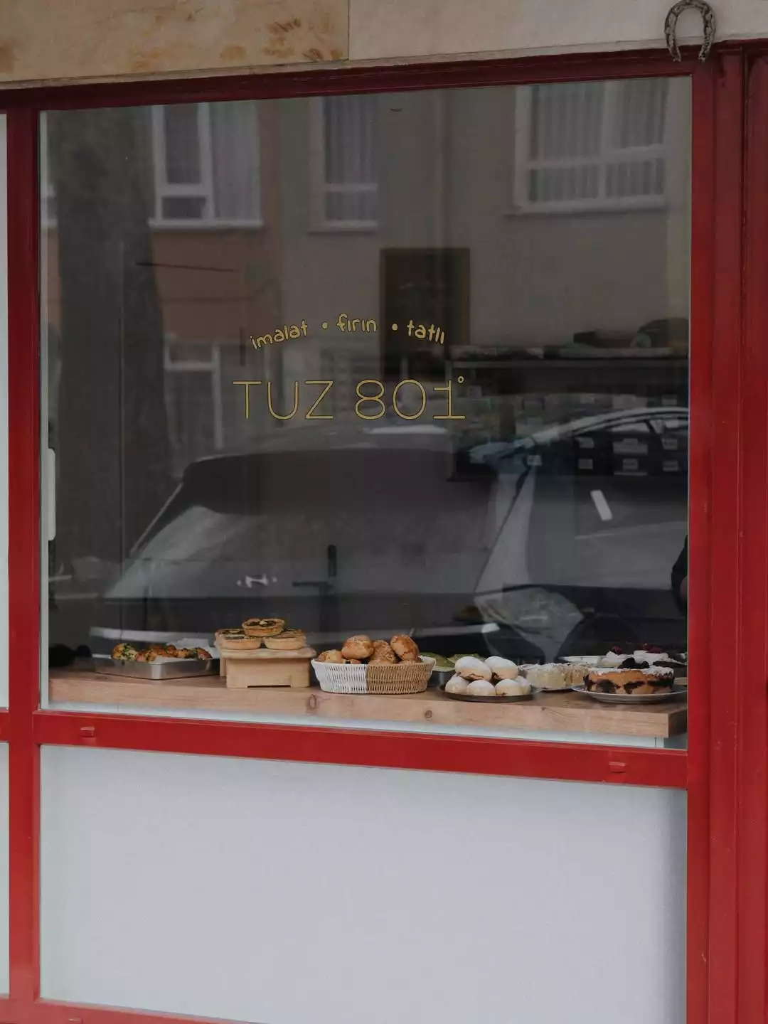 TUZ801