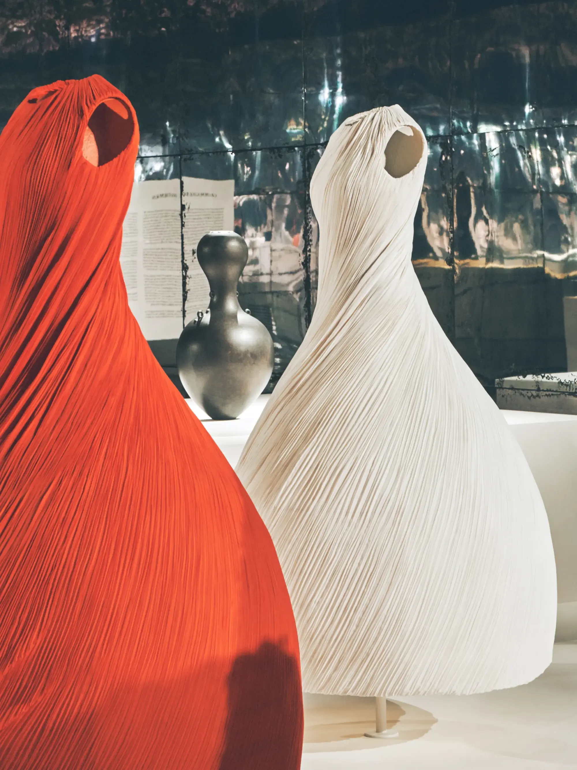 Burberry'nin 170. Yılı V&A'de Kutlanıyor: 2026'da Mutlaka Görmeniz Gereken Moda Sergileri