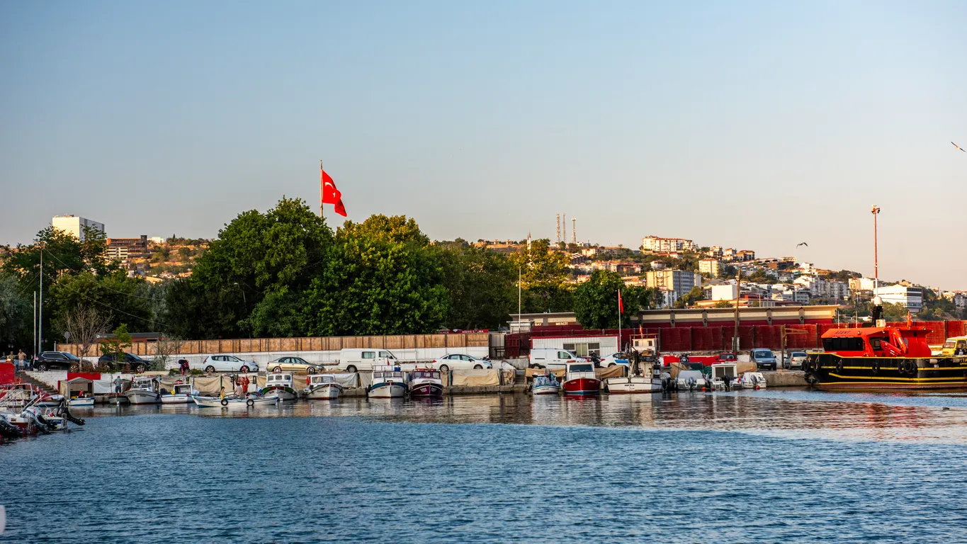 Tekirdağ deniz ve iskele manzarası