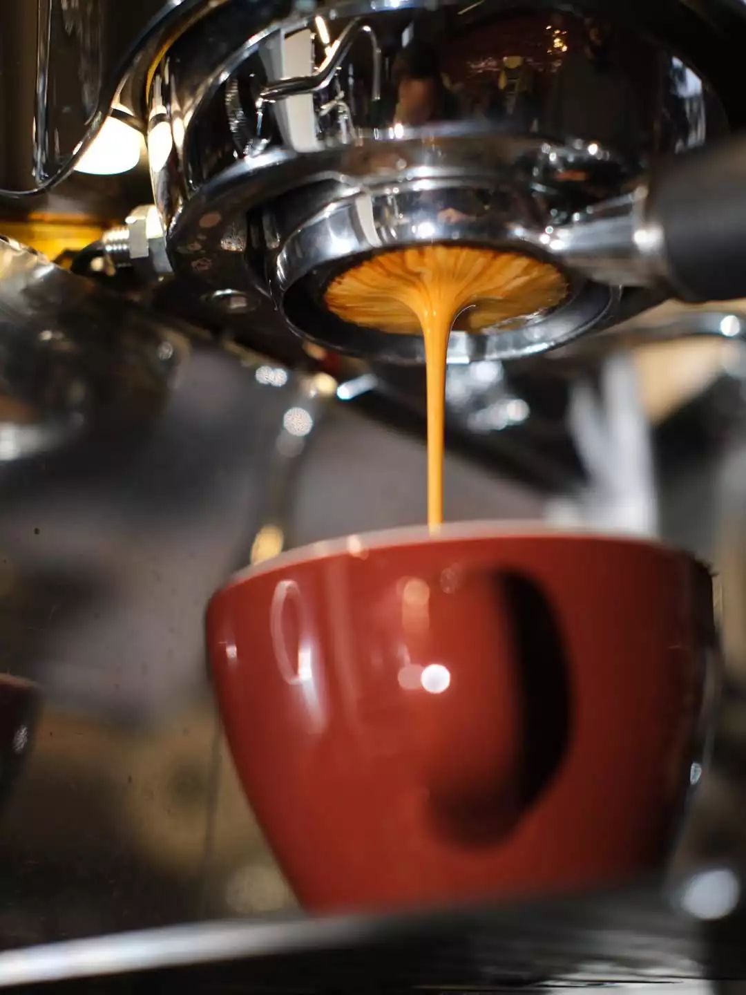 Main Coffee espresso kahve demlenmesi