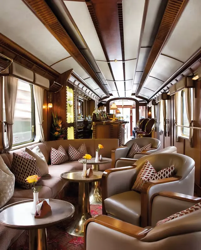 Belmond Hiram Bingham, ana salon