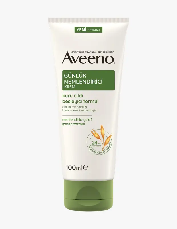 Marka Adı: Aveeno
Ürün Cinsiyeti: Belirtilmemiş
Ürün Tipi: Nemlendirici Krem
Ürün Sezonsallığı: Tüm sezonlar
Ürün Çeşidi: Prebiyotikli ve Yulaf İçeren Nemlendirici Krem
Ürün Özellikleri:
Bu Aveeno Günlük Nemlendirici Krem, yeni ambalajıyla sunulmakta olup, dermatolog tarafından test edilmiştir. Kuru ciltler için özel olarak geliştirilmiş besleyici formülü ile cildi yoğun bir şekilde nemlendirdiği klinik olarak kanıtlanmıştır. Nemlendirici yulaf içeren formülü sayesinde 24 saat süren nemlendirme sağlarken, hassas ciltler için de uygundur. Cilt mikroflorasını dengelemeye yardımcı olan prebiyotik içeriğiyle cildin daha sakin, dengeli ve sağlıklı bir görünüm kazanmasına destek olur. Ürün 100ml hacmindedir ve beyaz tüp, yeşil kapak tasarımıyla pratik bir kullanım sunar.
Öne Çıkan Detaylar:
- 24 saat süren nemlendirme sağlar
- Hassas ciltler için özel olarak formüle edilmiştir
- Nemlendirici yulaf ve prebiyotik içerir
Kimler Kullanıyor?:
Cildinin günlük nem ihtiyacını karşılamak isteyen, özellikle kuru ve hassasiyet eğilimli cilt yapısına sahip bireyler bu kremi tercih edebilir. Cilt bariyerini güçlendirmek, mikroflorasını dengeleyerek daha sakin ve sağlıklı bir görünüm elde etmek isteyenler için idealdir. Ayrıca, cildini özel günler öncesinde derinlemesine nemlendirmek ve doğal ışıltısını ortaya çıkarmak isteyen herkesin cilt bakım rutinine kolayca adapte olabilir.
