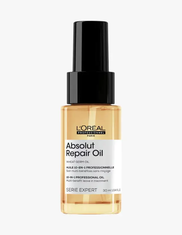 Marka Adı: L'Oreal Professionnel
Ürün Cinsiyeti: Belirtilmemiş
Ürün Tipi: Saç Bakım Yağı
Ürün Sezonsallığı: Belirtilmemiş
Ürün Çeşidi: Onarıcı ve Çok Yönlü Bakım Yağı
Ürün Özellikleri: Bu ürün, L'Oreal Professionnel Absolut Repair serisine ait, 30 ml hacimli, şeffaf amber renkli bir şişede sunulan profesyonel bir saç bakım yağıdır. Siyah bir pompa veya sprey başlığına sahiptir ve buğday tohumu yağı içeren formülü ile saçlara 10 farklı fayda sunan, durulanmayan bir bakım ürünüdür. Saç tellerinin onarımına yardımcı olurken, aynı zamanda sağlıklı ve parlak bir görünüm kazandırmayı hedefler.
Öne Çıkan Detaylar:
- 10 etkili profesyonel formül sunar
- Durulanmayan özelliği ile pratik kullanım sağlar
- Buğday tohumu yağı içeriği ile saçları besler
- Absolut Repair serisinin onarıcı gücünü taşır
- Kompakt 30 ml boyutu ile kolay taşınabilir
Kimler Kullanıyor?: Özel günleri öncesinde saçlarını güçlendirmek, parlaklığını artırmak ve kolay şekil alabilmesini sağlamak isteyenler veya günlük bakım rutinlerinde saçlarına profesyonel bir dokunuş katmayı arzulayan herkes bu ürünü tercih edebilir. Yıpranmış saç tellerini onarmayı hedefleyen, saçlarının daha sağlıklı ve ışıltılı görünmesini isteyen, çok yönlü ve durulanmayan bir bakım arayan kişiler için idealdir.