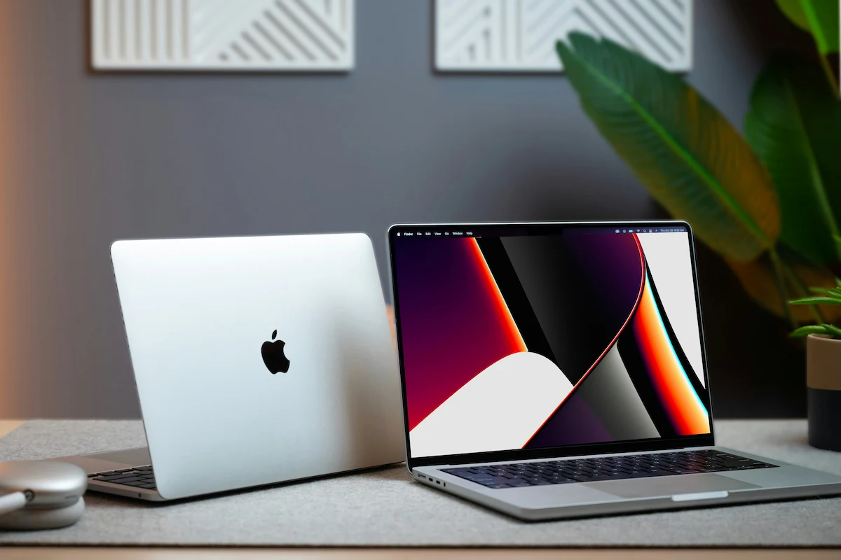 Apple M5, M5 Pro ve M5 Max Özellikleri: Yapay Zeka Performansını Zirveye Taşıyan Yeni MacBook Modelleri